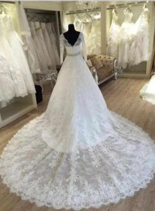 2025 Gorgeous A Line Long Sleeves V Neck Wedding Dresses