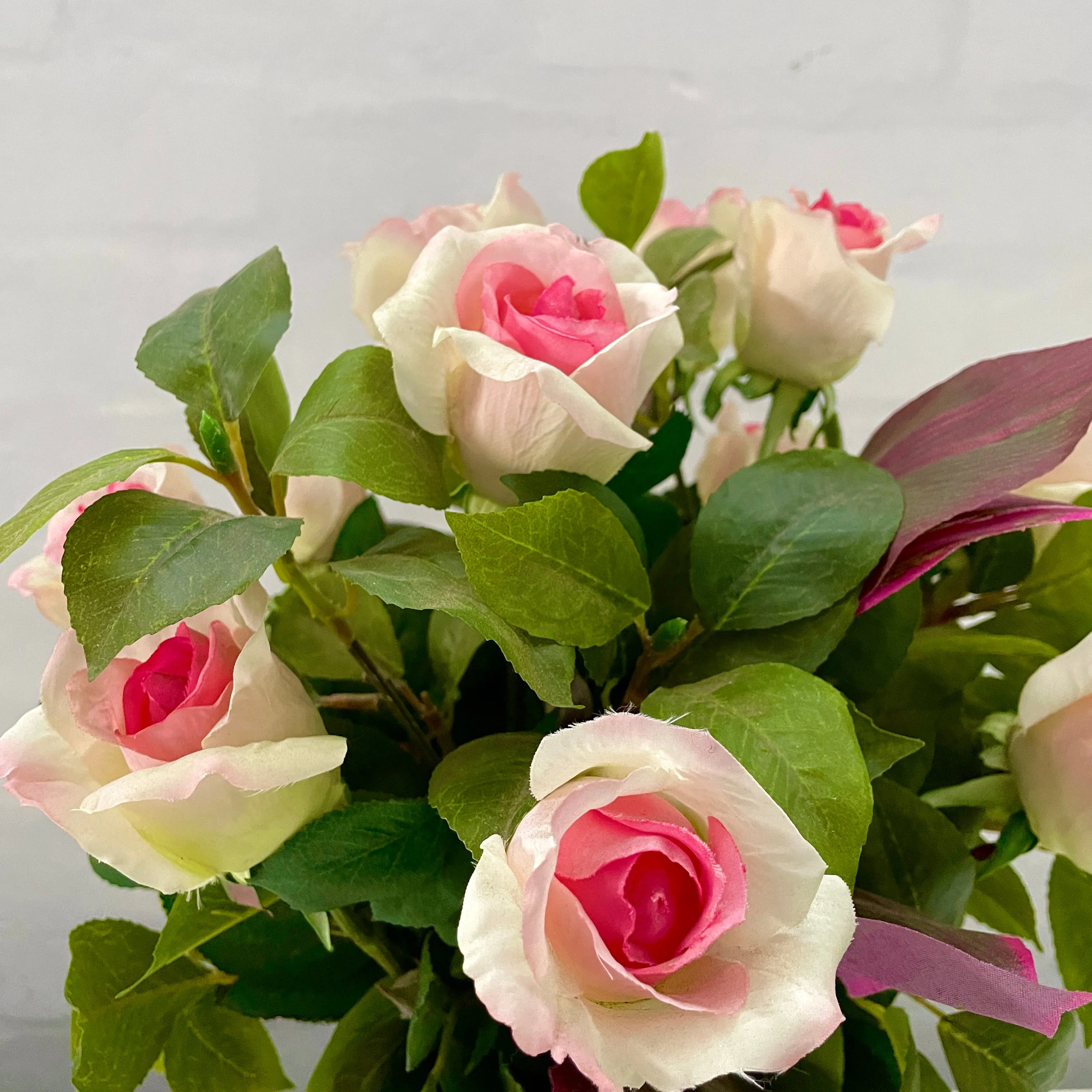 Artificial Floral Arrangement (Ex Rental) - Pink Roses