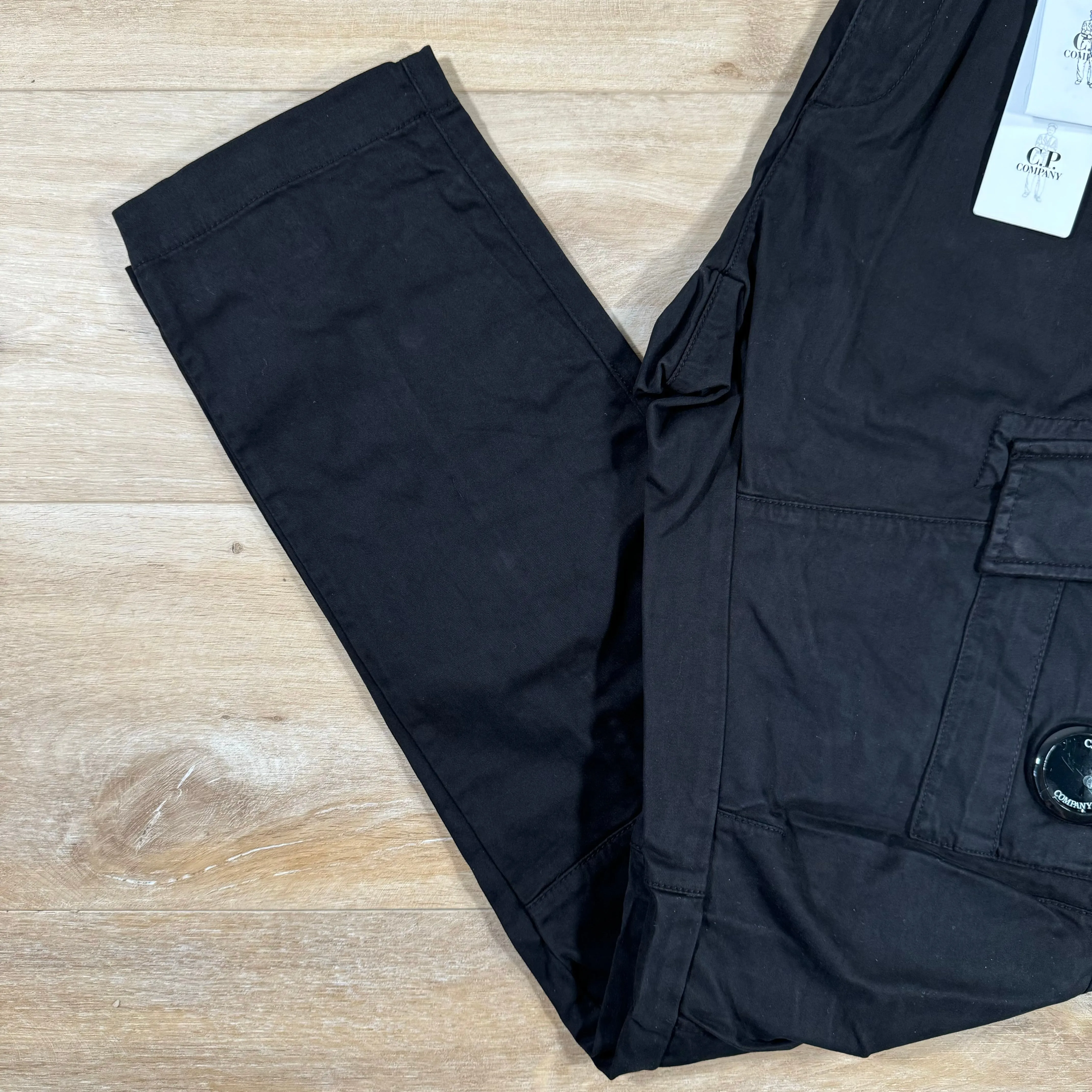 C.P. Company Stretch Sateen Lens Cargo Pants in Black