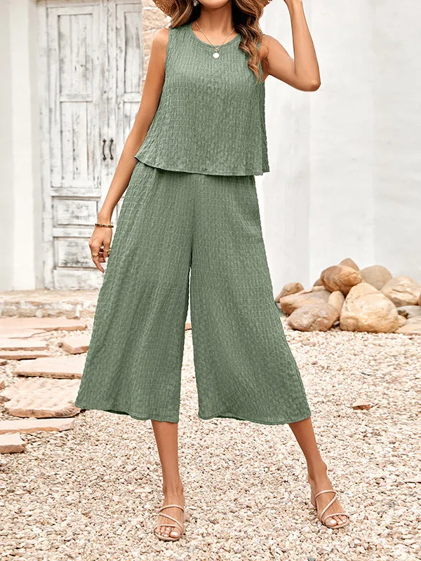 Cropped Sleeveless Solid Color Round-Neck Jumpsuits