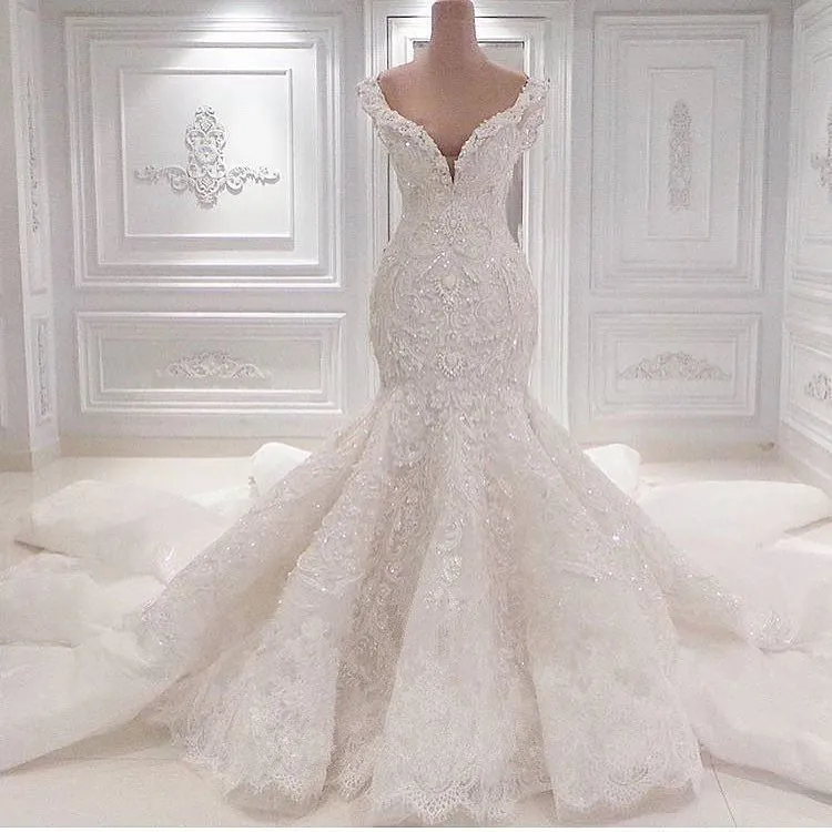 Gorgeous Long Mermaid V-neck Appliques Lace Ruffles Wedding Dress