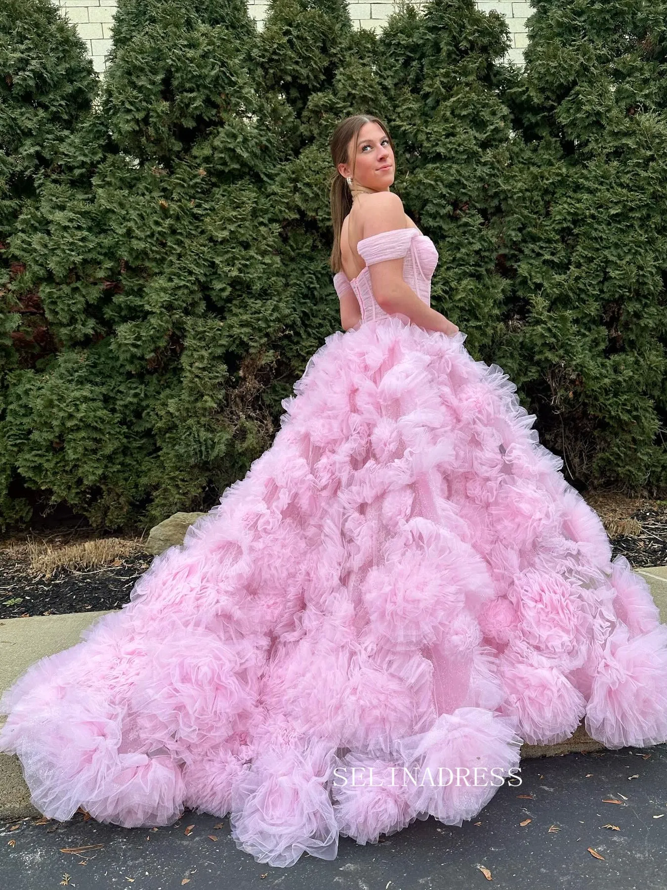 Gorgeous Off-the-shoulder Pink Frill Layered Gown Long Prom Dress sea080