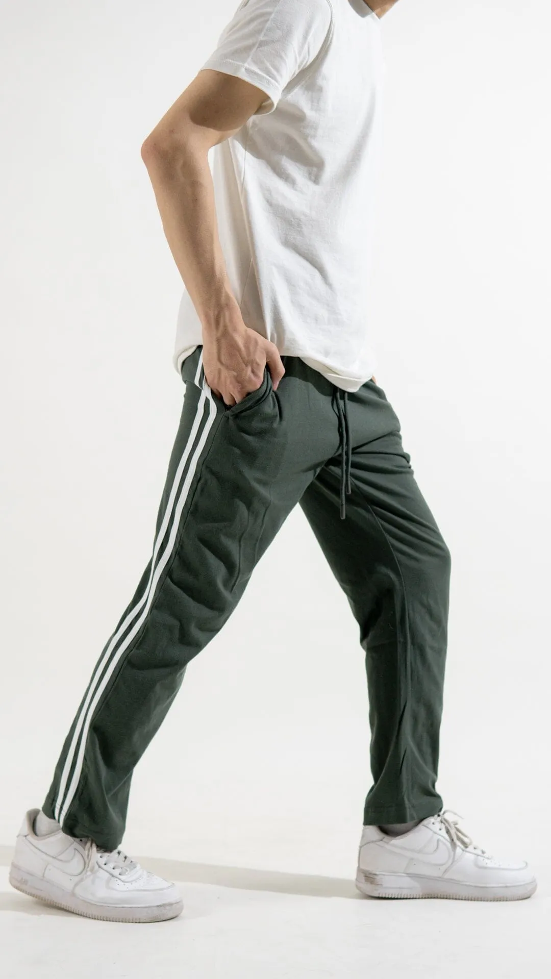 Polo Republica Essentials - Heavy Cotton Jersey Slim-Fit Lounge Pants with Sporty Side Stripes