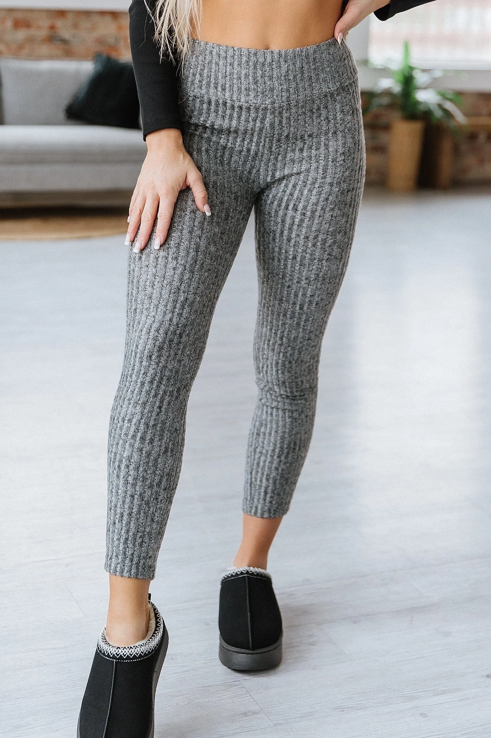 SALE - Sterling Ribbed Knit Leggings | Size Medium