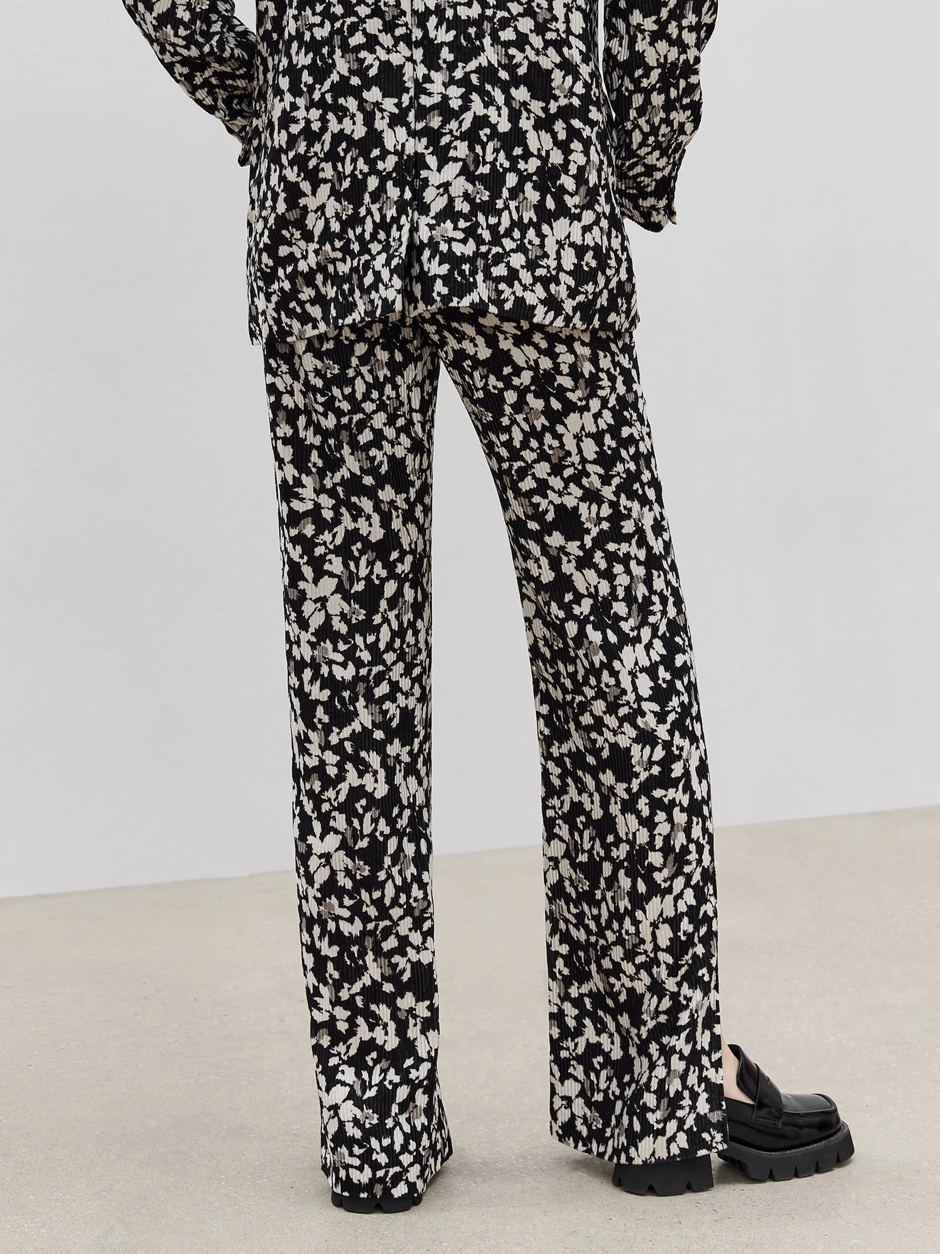 Textured Floral Print Pants